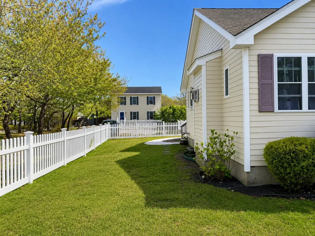 34 Tenth Street South Edgartown MA 02539