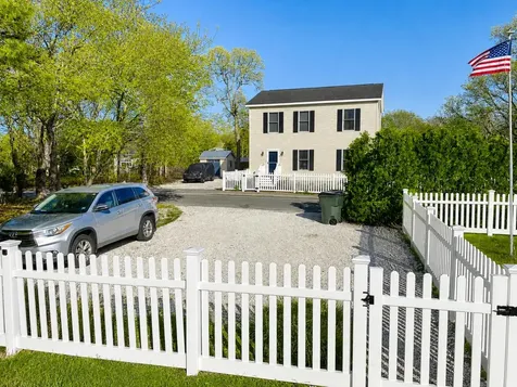 34 Tenth Street South Edgartown MA 02539