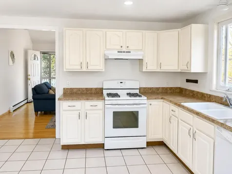 34 Tenth Street South Edgartown MA 02539