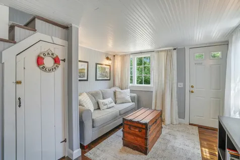 15 Second Avenue Oak Bluffs MA 02557