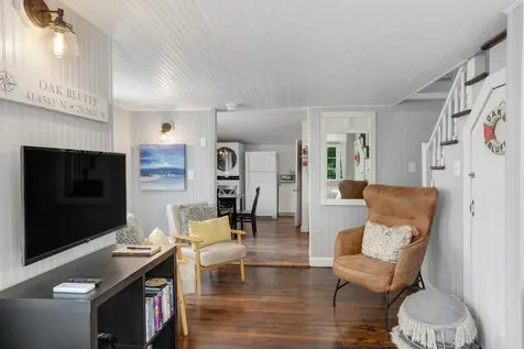 15 Second Avenue Oak Bluffs MA 02557