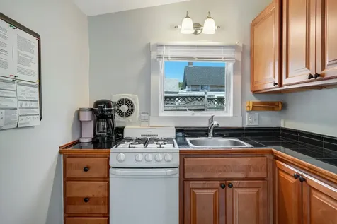 15 Second Avenue Oak Bluffs MA 02557