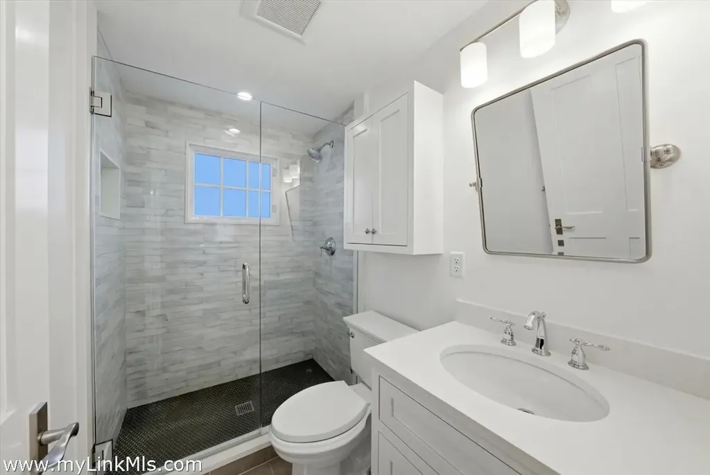 10 Fowler Avenue Edgartown MA 02539