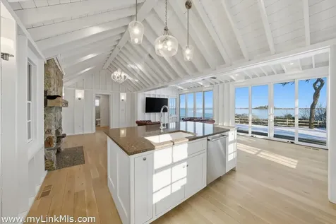 10 Fowler Avenue Edgartown MA 02539