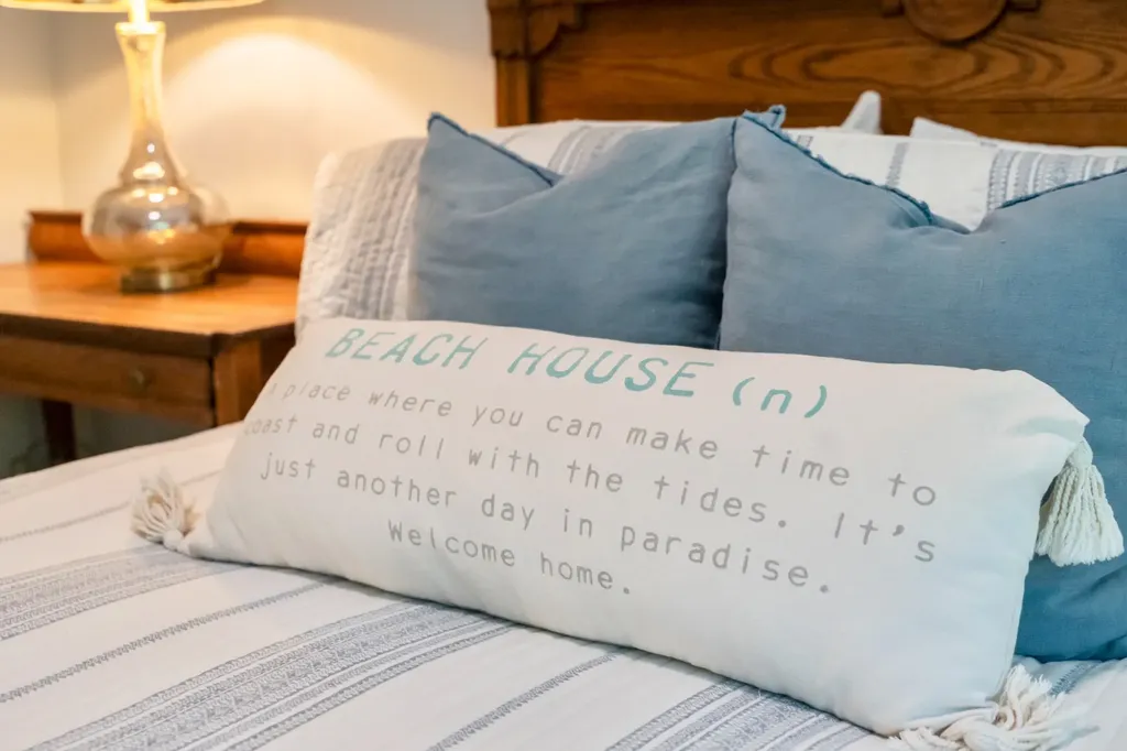7 Ploughshare Lane Oak Bluffs MA 02557