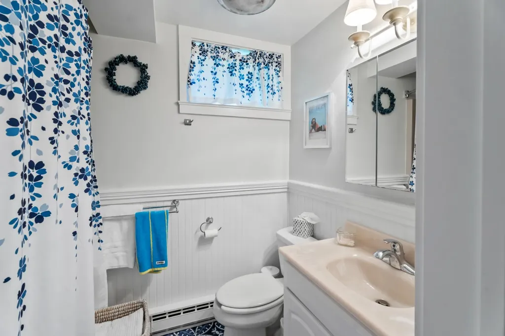 7 Ploughshare Lane Oak Bluffs MA 02557