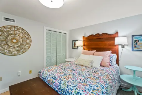7 Ploughshare Lane Oak Bluffs MA 02557