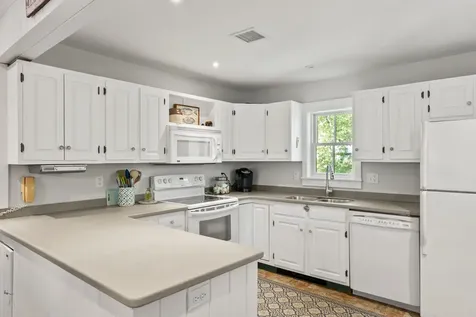 7 Ploughshare Lane Oak Bluffs MA 02557