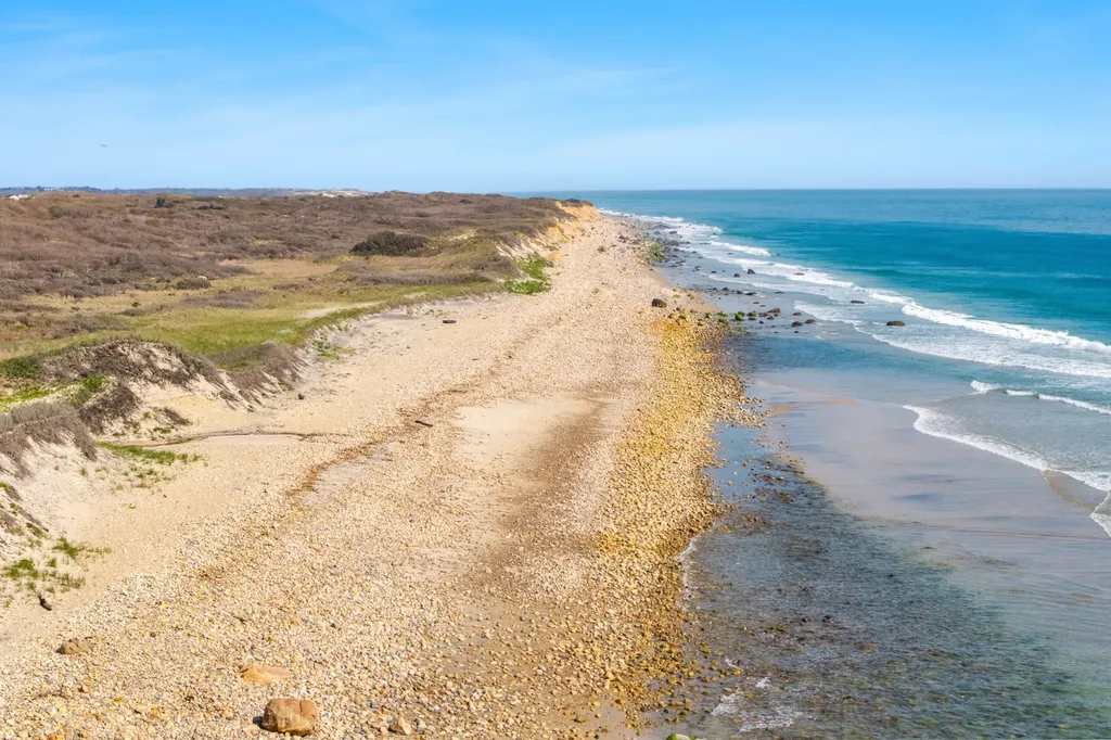 41 Moshup Trail Aquinnah MA 02535