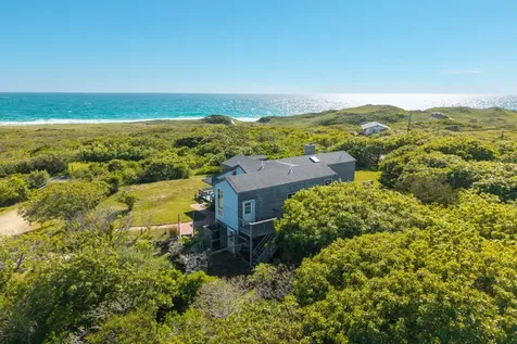 41 Moshup Trail Aquinnah MA 02535