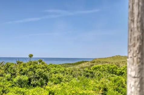41 Moshup Trail Aquinnah MA 02535