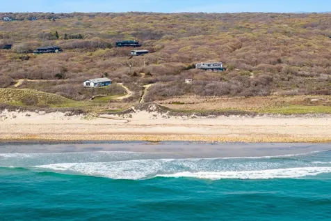 41 Moshup Trail Aquinnah MA 02535