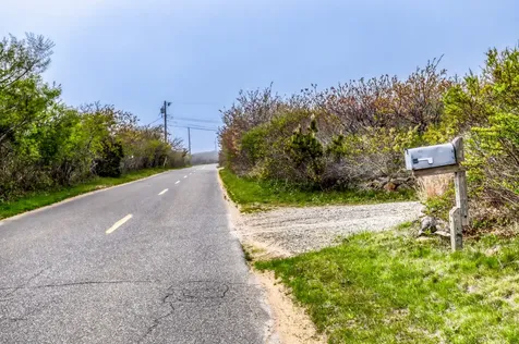 41 Moshup Trail Aquinnah MA 02535