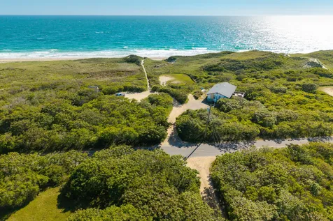 41 Moshup Trail Aquinnah MA 02535