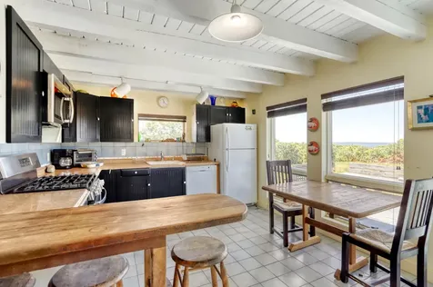 41 Moshup Trail Aquinnah MA 02535