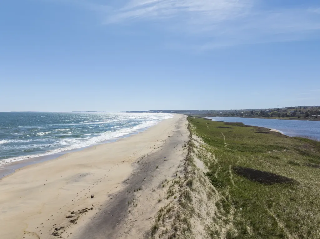 6 Wakeman Road Chilmark MA 02535