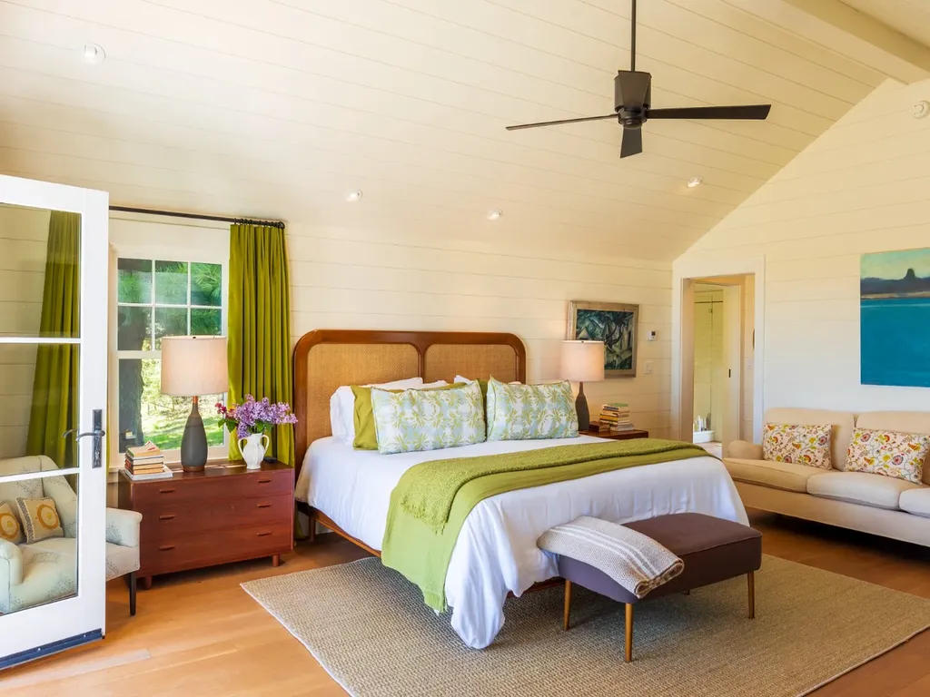 6 Wakeman Road Chilmark MA 02535