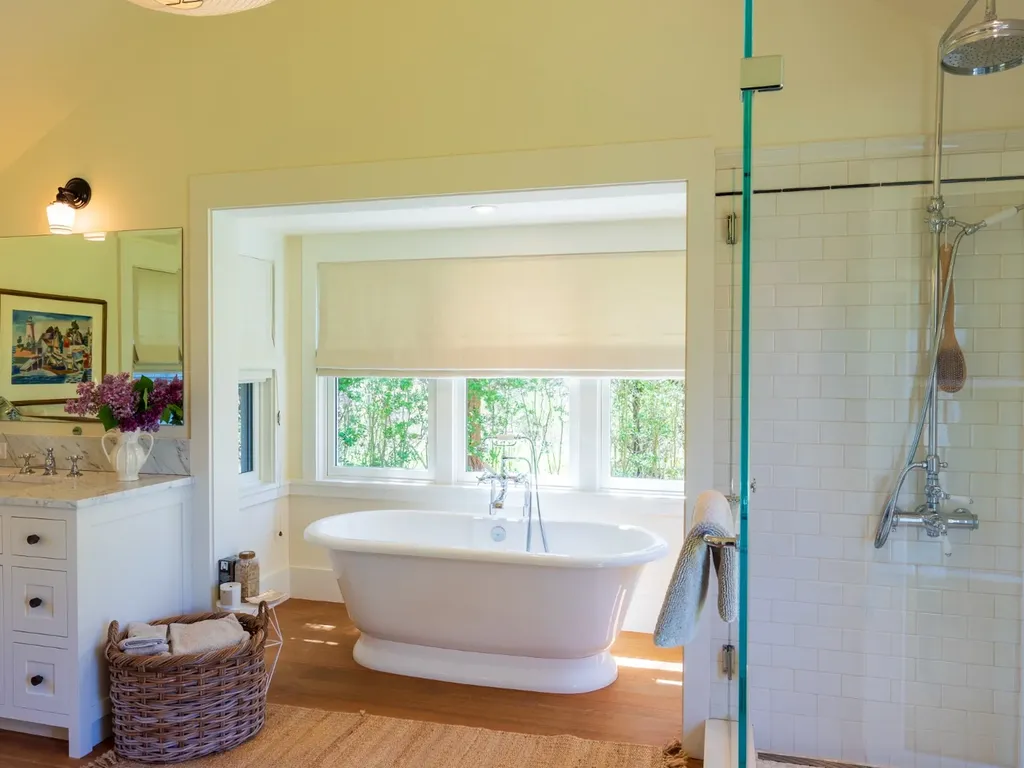 6 Wakeman Road Chilmark MA 02535