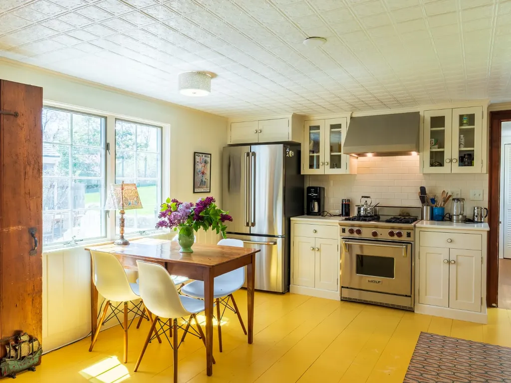 6 Wakeman Road Chilmark MA 02535