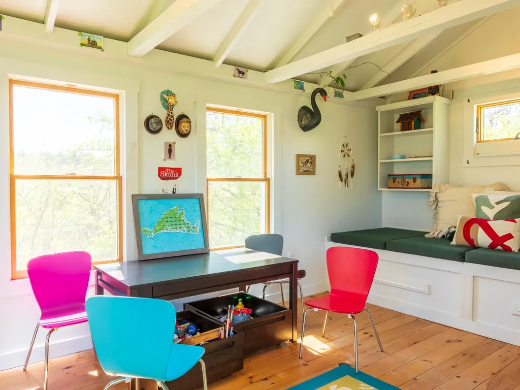 6 Wakeman Road Chilmark MA 02535