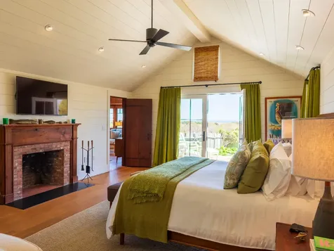 6 Wakeman Road Chilmark MA 02535