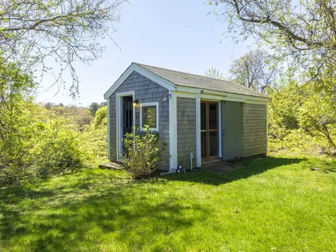 6 Wakeman Road Chilmark MA 02535
