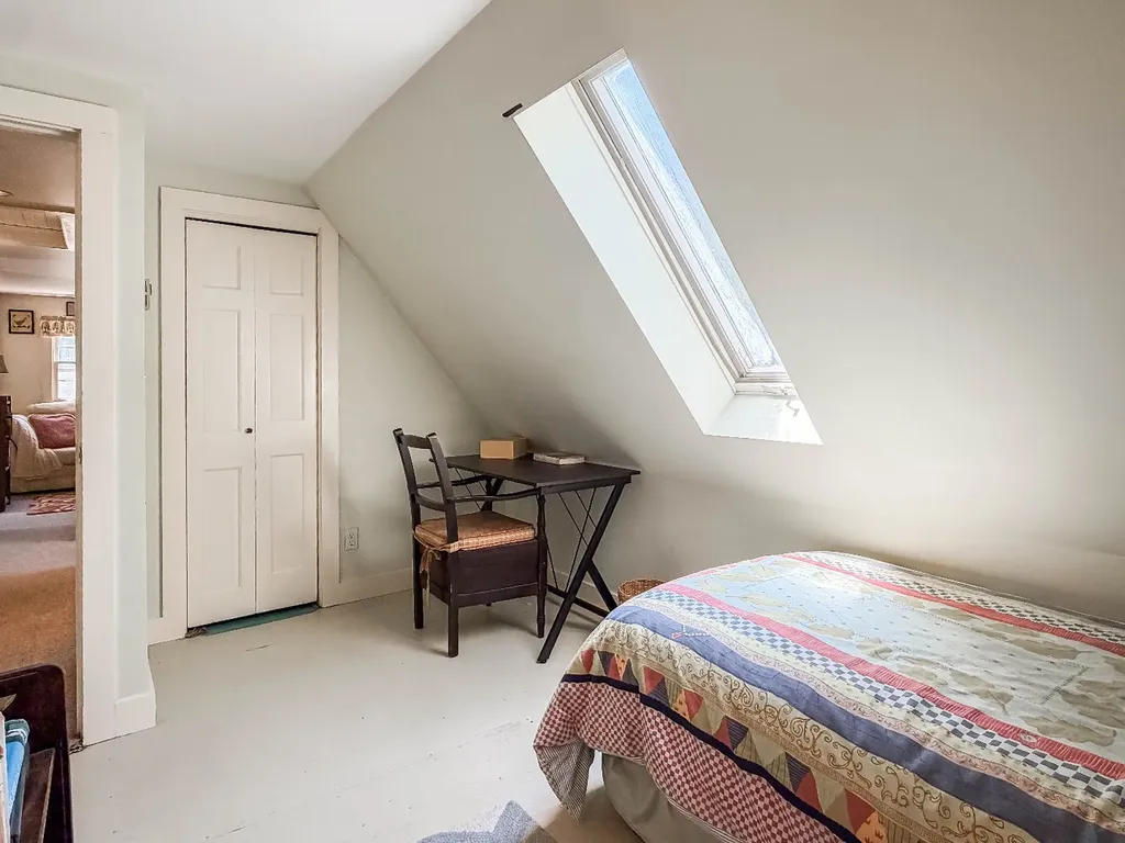 5 Paula Avenue Vineyard Haven MA 02568