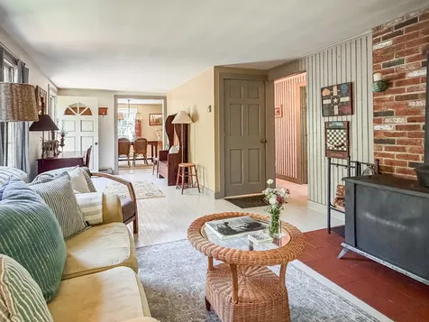 5 Paula Avenue Vineyard Haven MA 02568