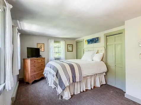 5 Paula Avenue Vineyard Haven MA 02568