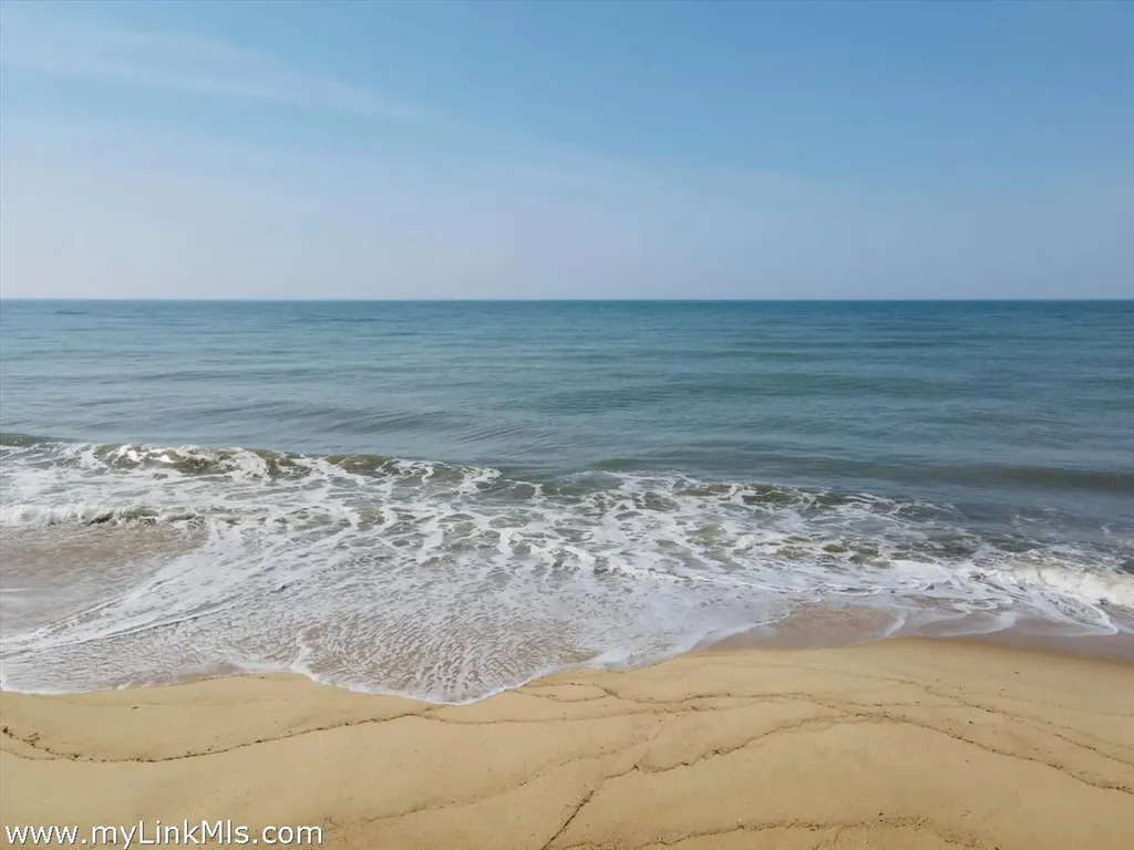 10 Pease Point Road Edgartown MA 02539