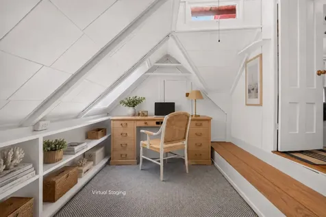 21 Butler Avenue Oak Bluffs MA 02557