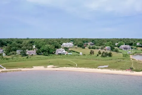 6 Kent Harbor Road Edgartown MA 02539