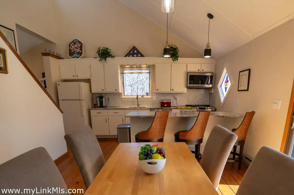 145 Vineyard Meadow Farms Road West Tisbury MA 02575