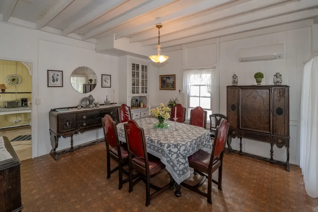 12 Samoset Avenue Oak Bluffs MA 02557