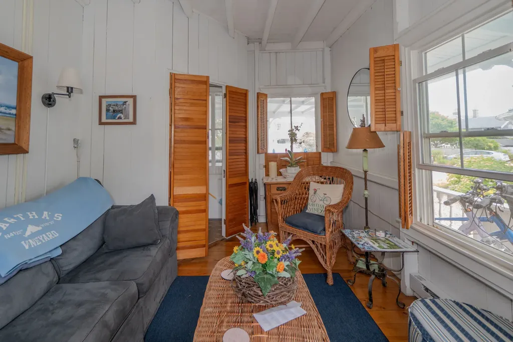 12 Samoset Avenue Oak Bluffs MA 02557