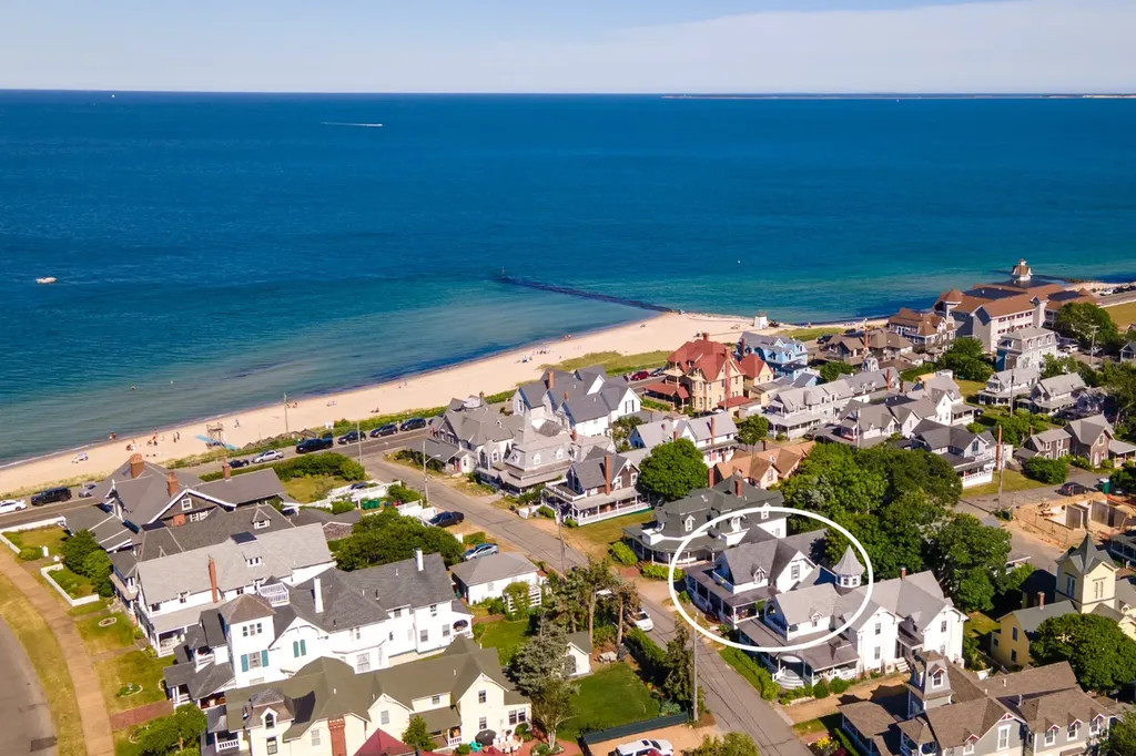 12 Samoset Avenue Oak Bluffs MA 02557