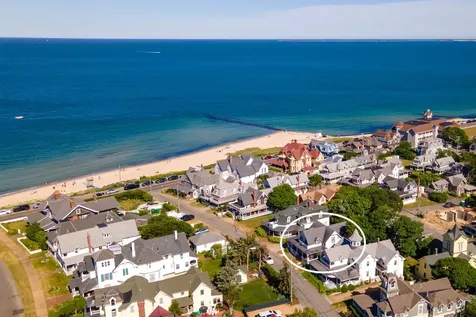 12 Samoset Avenue Oak Bluffs MA 02557