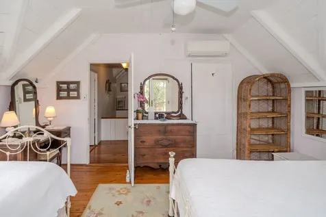 12 Samoset Avenue Oak Bluffs MA 02557