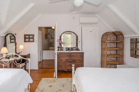 12 Samoset Avenue Oak Bluffs MA 02557
