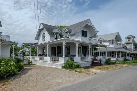 12 Samoset Avenue Oak Bluffs MA 02557