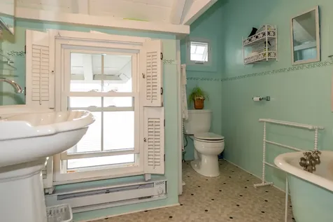 12 Samoset Avenue Oak Bluffs MA 02557