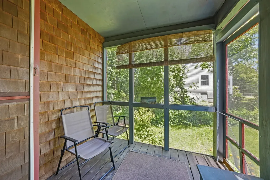 96 Dunham Avenue Vineyard Haven MA 02568