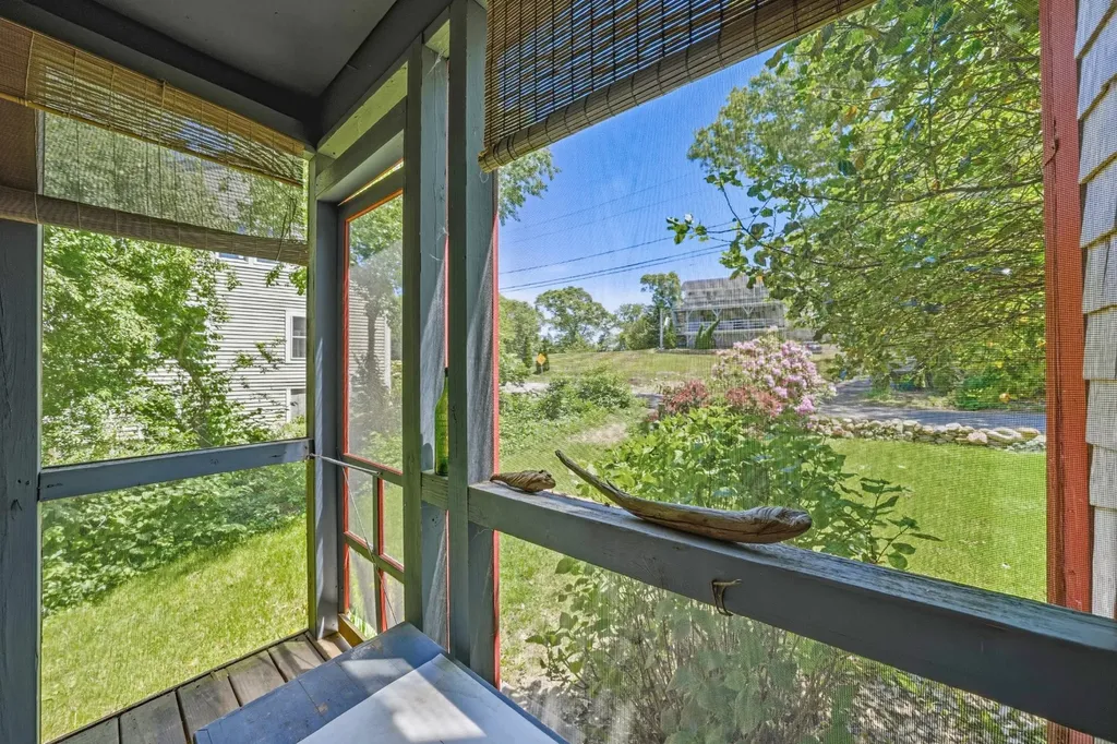 96 Dunham Avenue Vineyard Haven MA 02568
