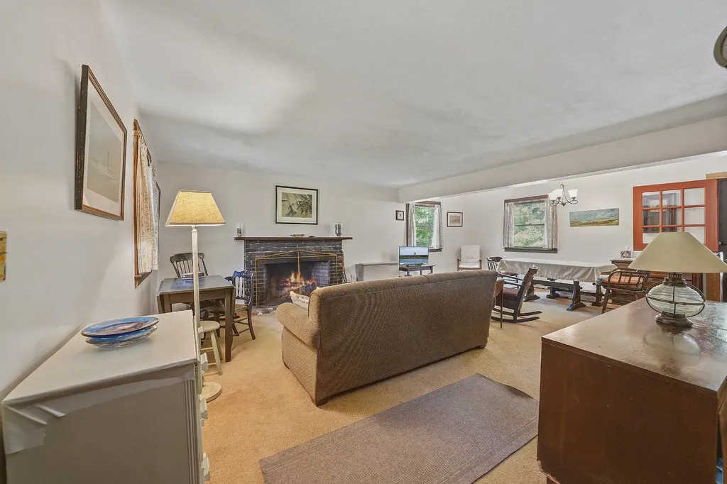 96 Dunham Avenue Vineyard Haven MA 02568
