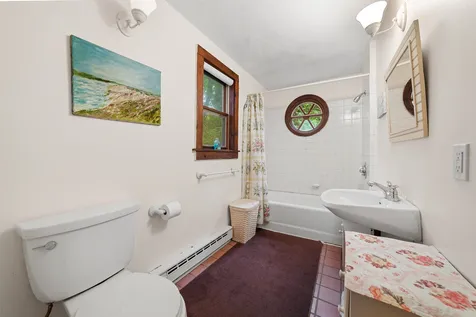 96 Dunham Avenue Vineyard Haven MA 02568