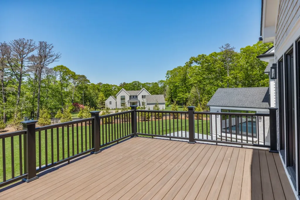 41 Hagerty Drive Vineyard Haven MA 02568