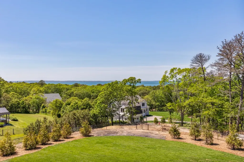 41 Hagerty Drive Vineyard Haven MA 02568