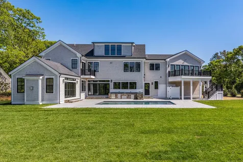 41 Hagerty Drive Vineyard Haven MA 02568