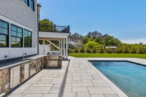 41 Hagerty Drive Vineyard Haven MA 02568