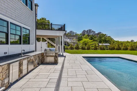 41 Hagerty Drive Vineyard Haven MA 02568